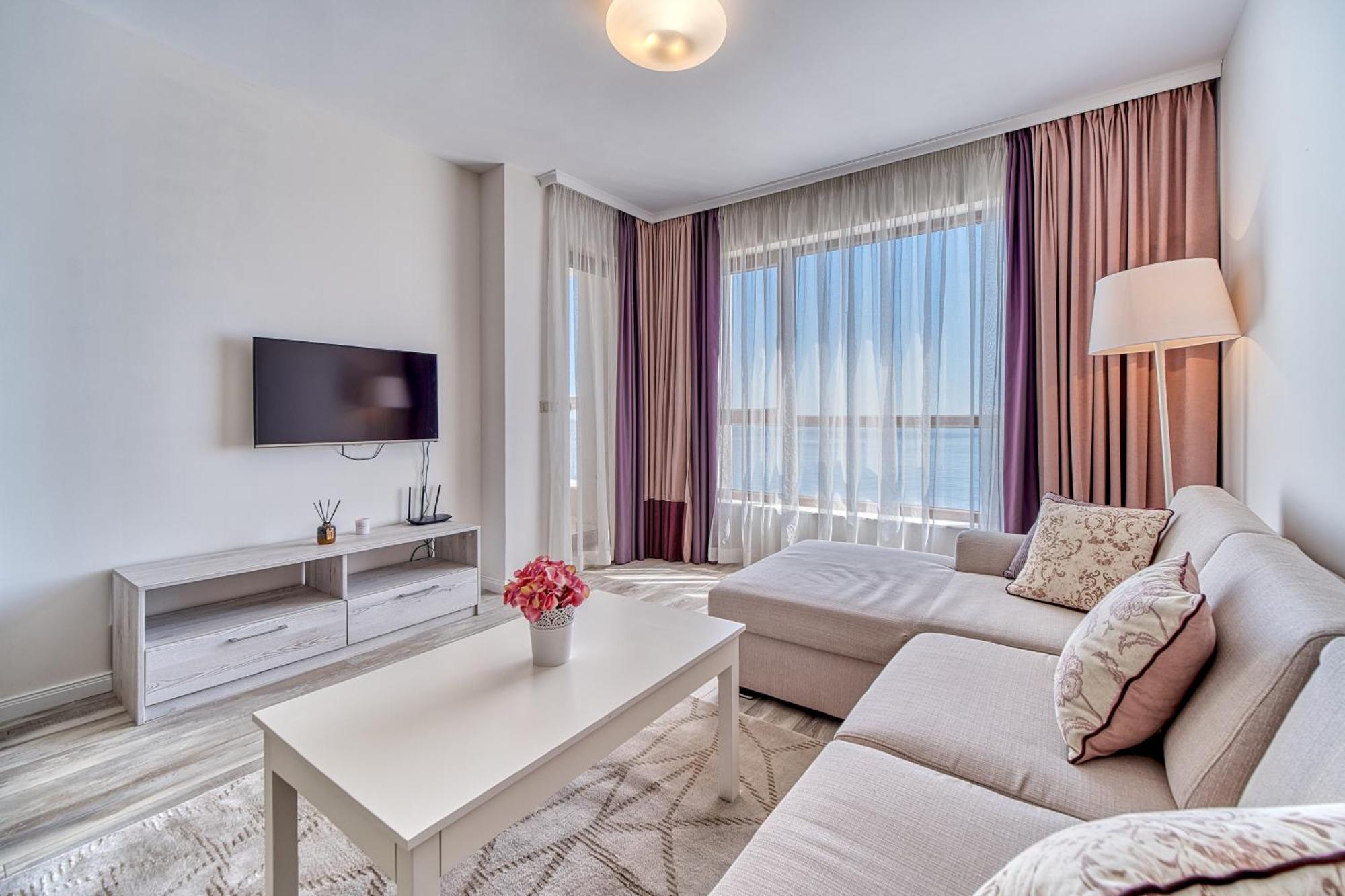 Dreams In La Mer Golden Sands Exterior photo