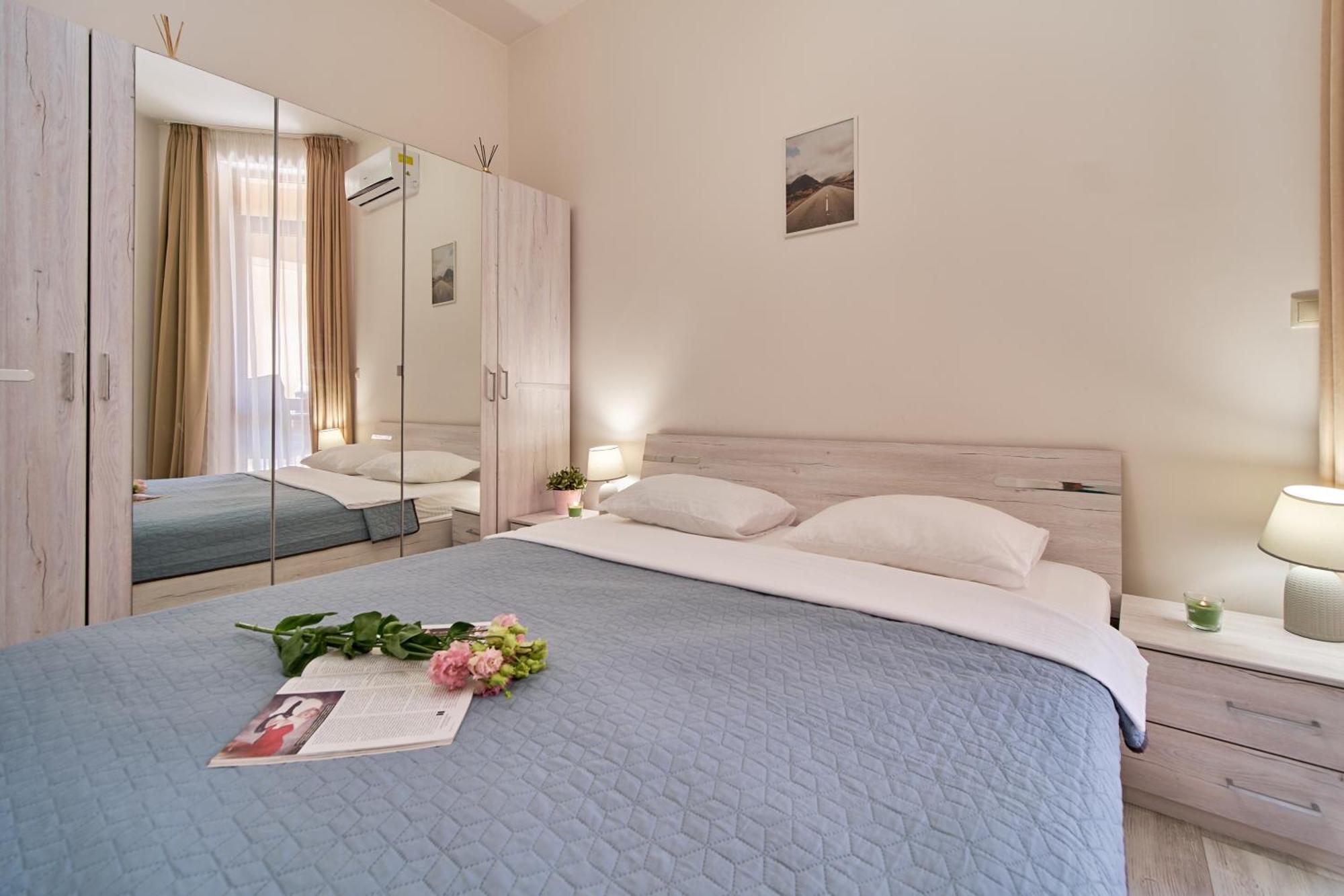 Dreams In La Mer Golden Sands Exterior photo