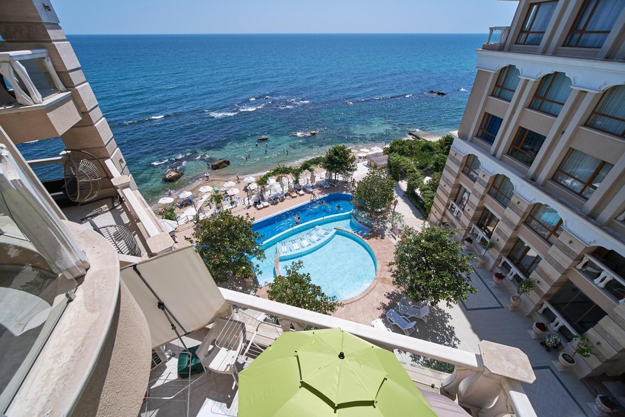 Dreams In La Mer Golden Sands Exterior photo